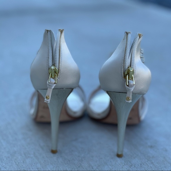 GLINT Heels - Picture 5 of 6